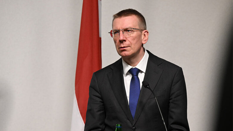 Президент Латвии заявил о возможном закрытии границы с Россией