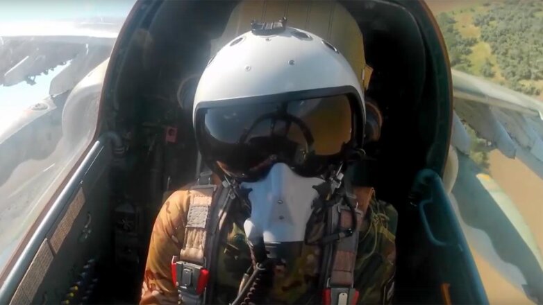 Поддерживающие изюмско-балаклейскую группировку Су-25 уничтожили позиции войск Киева
