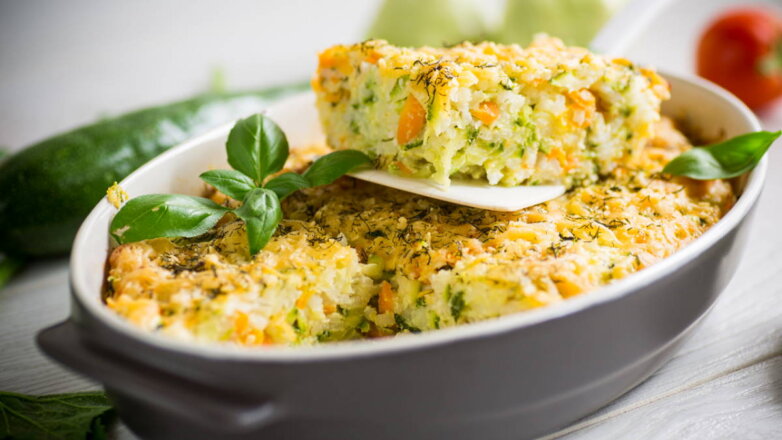 30 минут на кухне: быстрая запеканка из кабачка и моркови