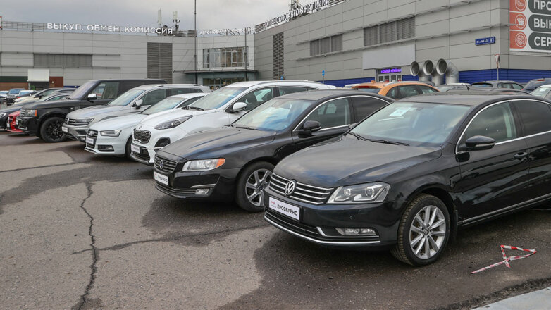 В России цена на автомобили с пробегом выросла на 39% в III квартале
