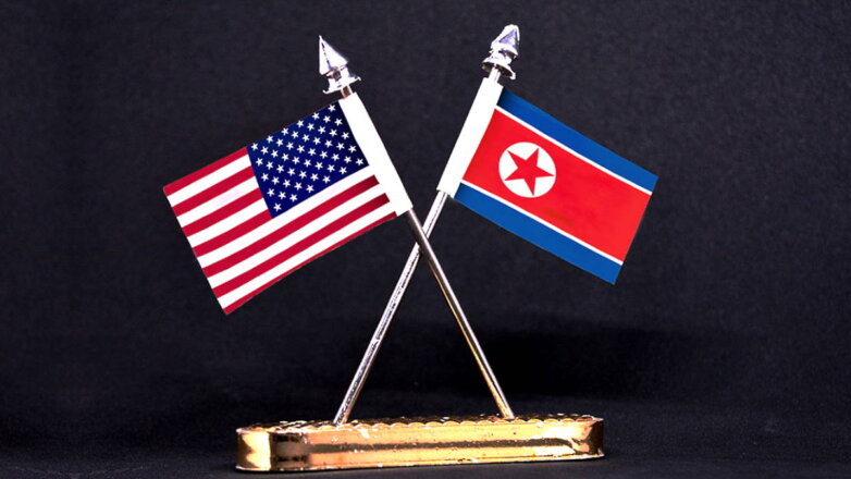 Флаги США и Северной Кореи