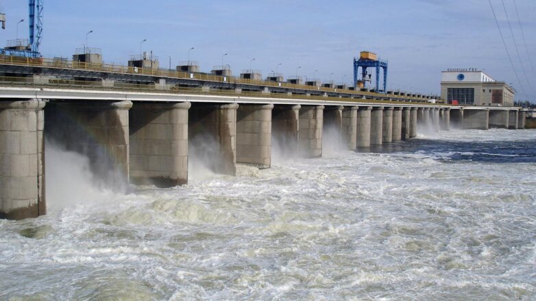 Сальдо заявил о сбросе воды на Каховской ГЭС из-за возможного повреждения дамбы