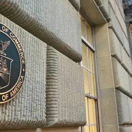 Минторг США прокомментировал успех переговоров с Китаем