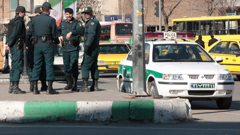 Полиция Ирана