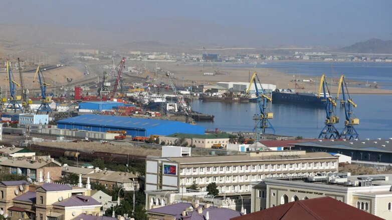Бердымухамедов предложил использовать инфраструктуру на Каспийском море в интересах СНГ