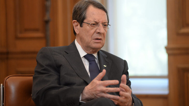 Президент Кипра опроверг сообщения об отправке оружия на Украину