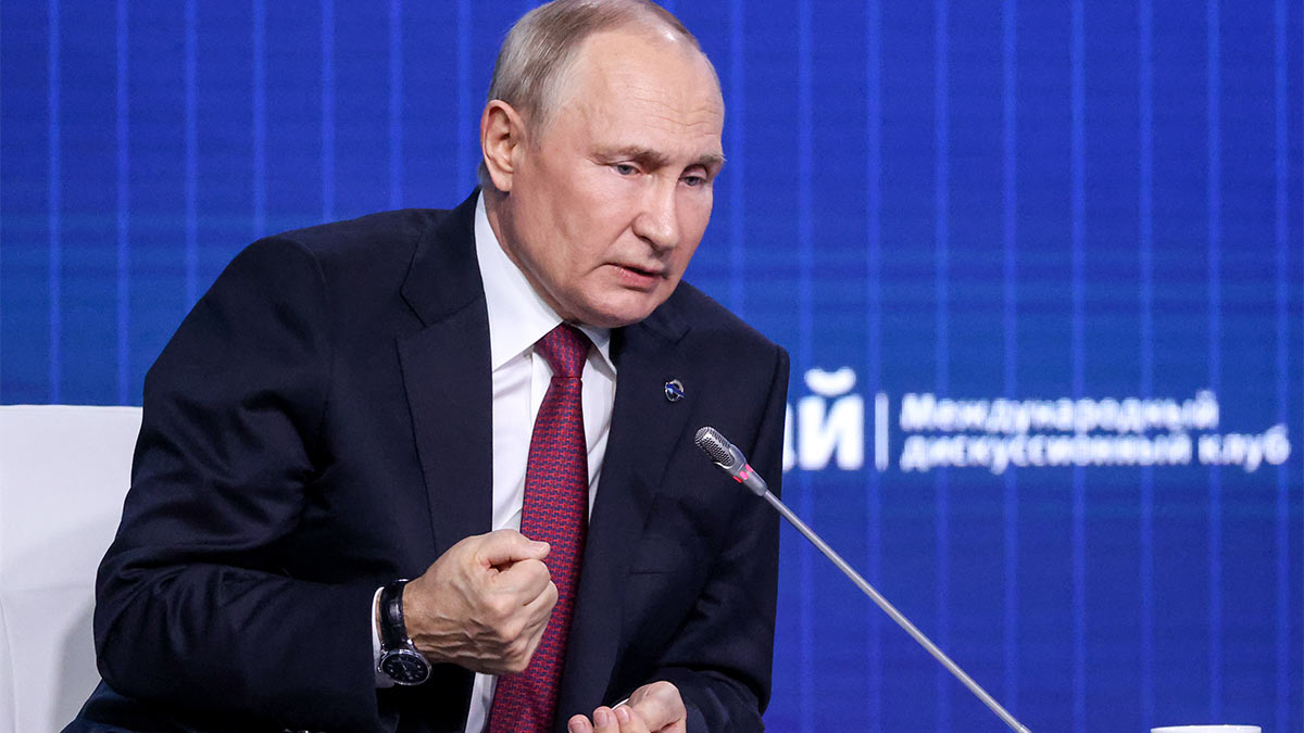Путин указал на полный консенсус в России по борьбе с внешними угрозами