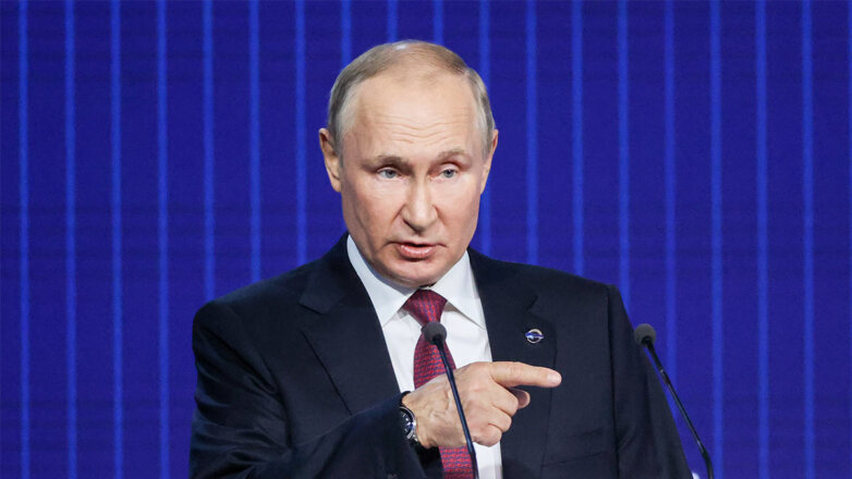 Путин призвал ставить масштабные задачи для транспортной отрасли России