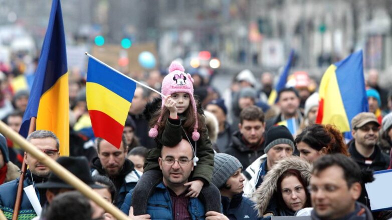 В Бухаресте недовольные инфляцией и ростом тарифов вышли на антиправительственный митинг