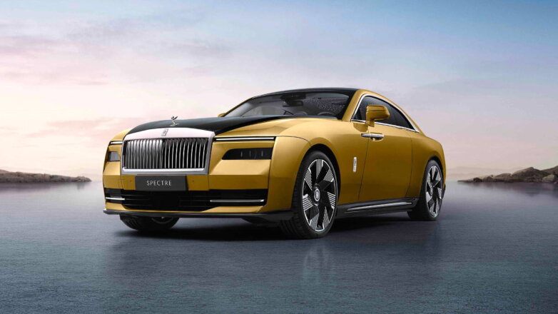 Rolls-Royce показал первый в истории марки электромобиль – купе Spectre EV