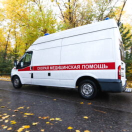 Плавучий кран перевернулся в бухте Севастополя, погибли два человека