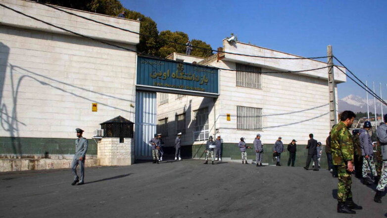 В крупнейшей тюрьме Ирана прогремел взрыв