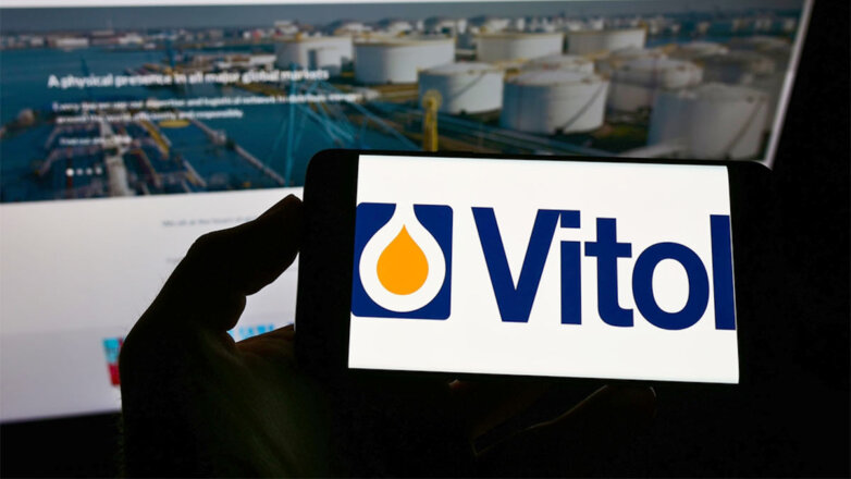 Трейдер Vitol заявил, что не продает российскую нефть с апреля
