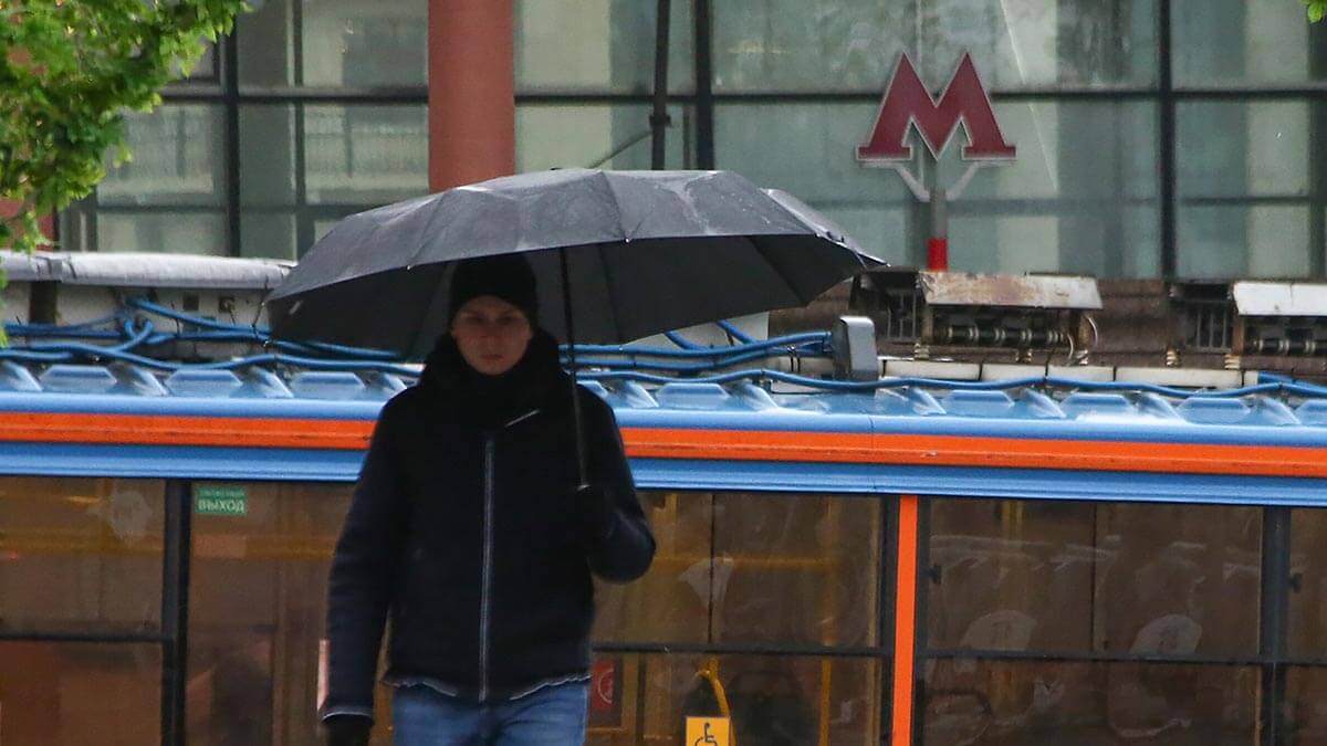 На смену аномальным дождям в Центральную Россию придет не по сезону теплая погода