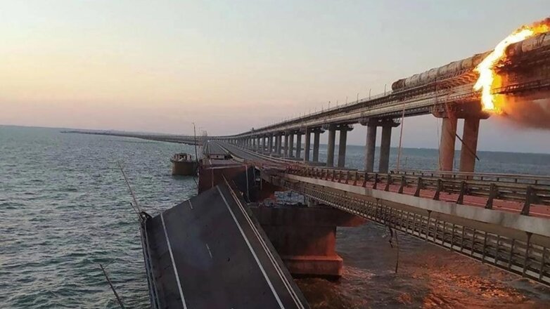 Автомобильное движение по Крымскому мосту запустят после 16:00 8 октября