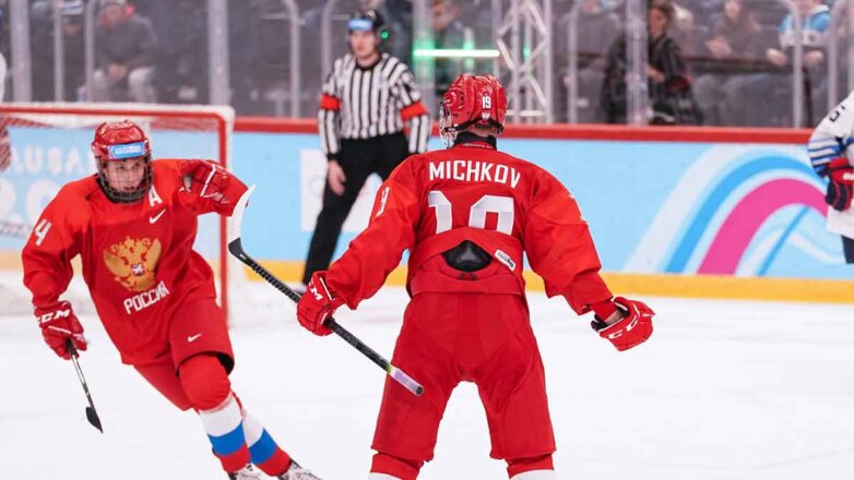 IIHF продлила отстранение сборной России от участия в международных турнирах