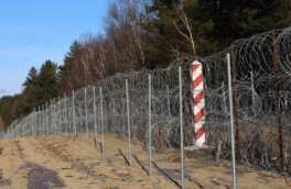 Польша завершила строительство стены на границе с Белоруссией