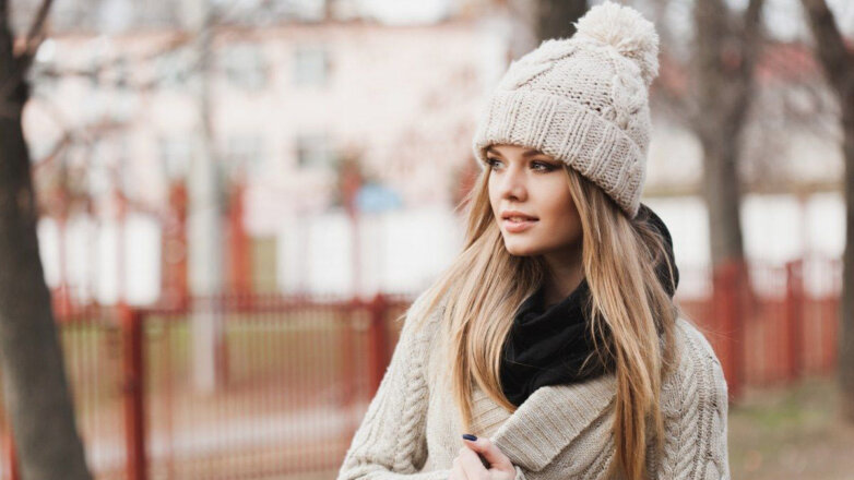 Стилисты перечислили 5 модных моделей шапок на зиму