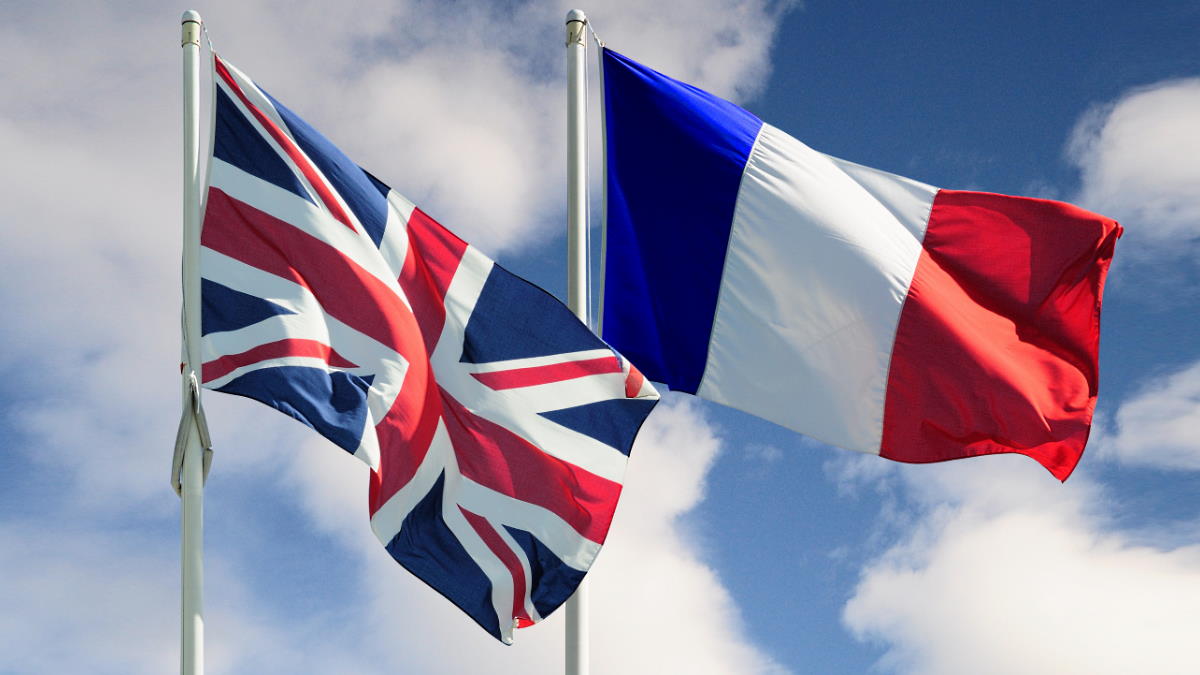 Великобритания и Франция призвали снижать цены на энергоносители