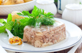 Как сварить холодец, чтобы он был прозрачным и вкусным: главные ошибки, которые многие игнорируют