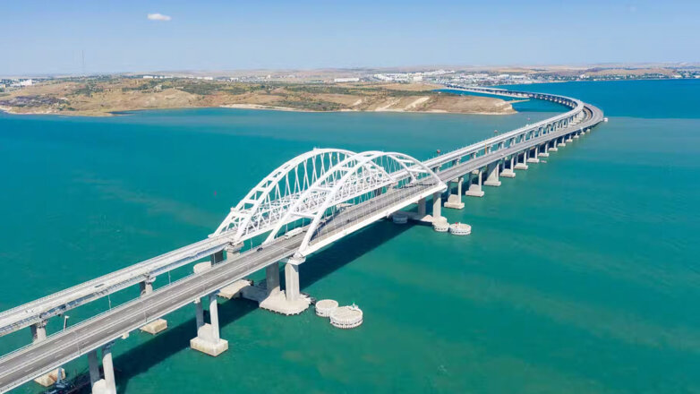 Движение автомобилей по Крымскому мосту будет идти с перерывами на следующей неделе