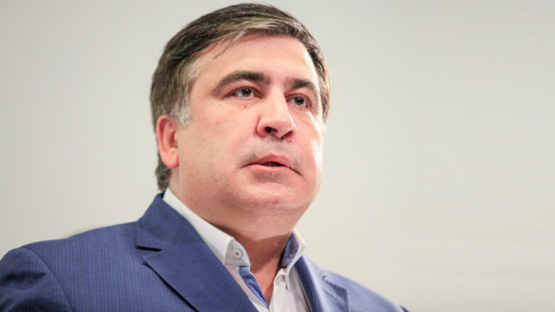 Глава минюста Грузии уличил Саакашвили в курении электронных сигарет