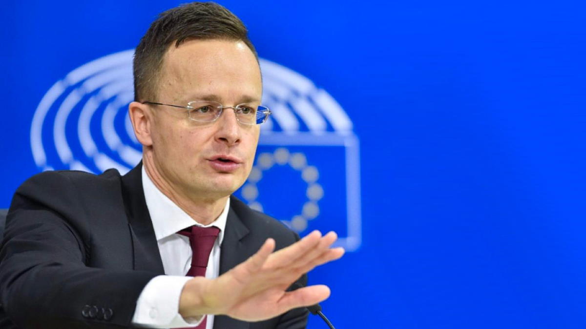 МИД Венгрии: ЕС планировал ввести санкции против Мантурова