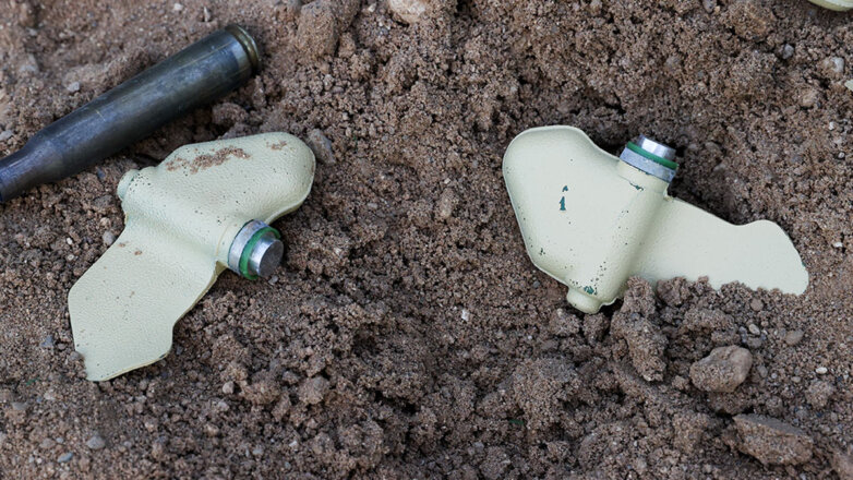 МИД РФ заявил, что Запад закрывает глаза на применение ВСУ противопехотных мин