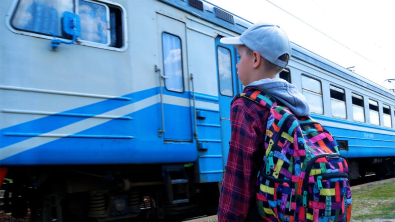 Минтранс запретил высаживать детей-безбилетников из поездов