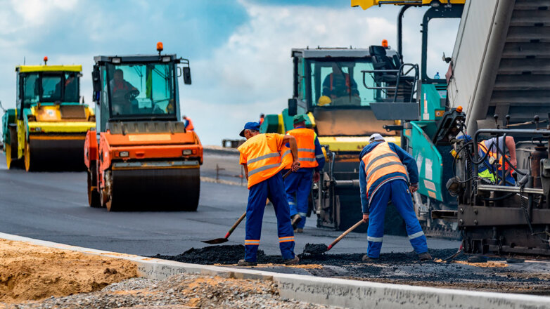 Правительство выделило более 2 миллиардов рублей на ремонт дорог в 10 регионах