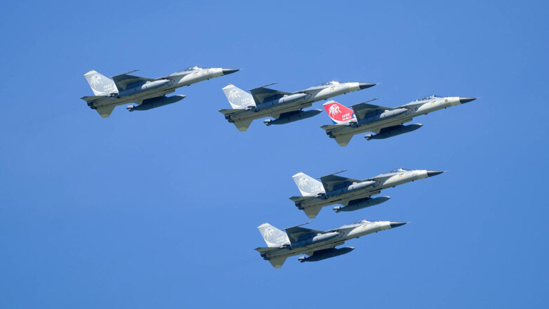 ВВС Тайваня начали учения по отработке воздушных боев