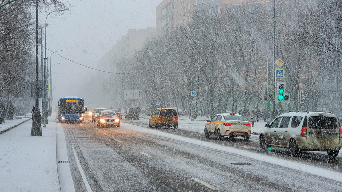 в москве выпал снег сегодня