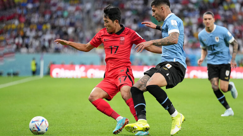 Южная Корея и Уругвай сыграли вничью в матче ЧМ по футболу