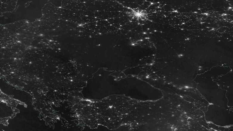 NASA показало, как Украина погружается в полную темноту