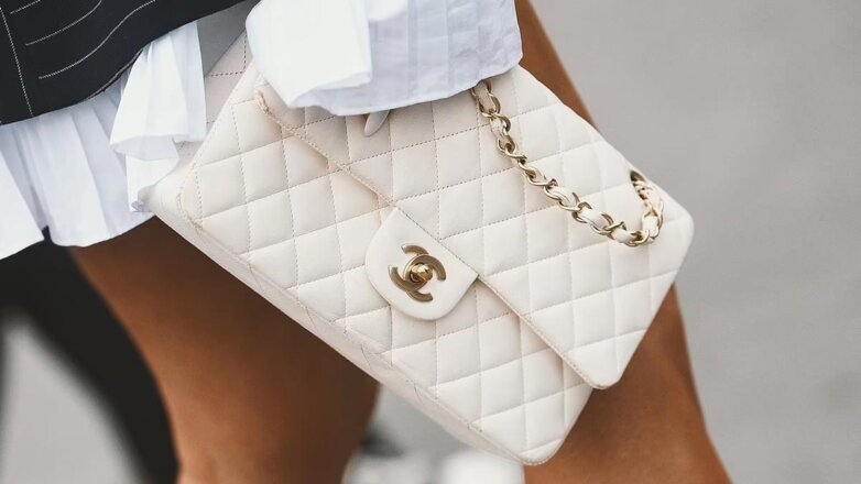 От Birkin до Chanel: 5 популярных моделей сумок, давно ставших классикой