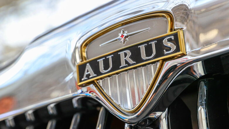 Aurus логотип