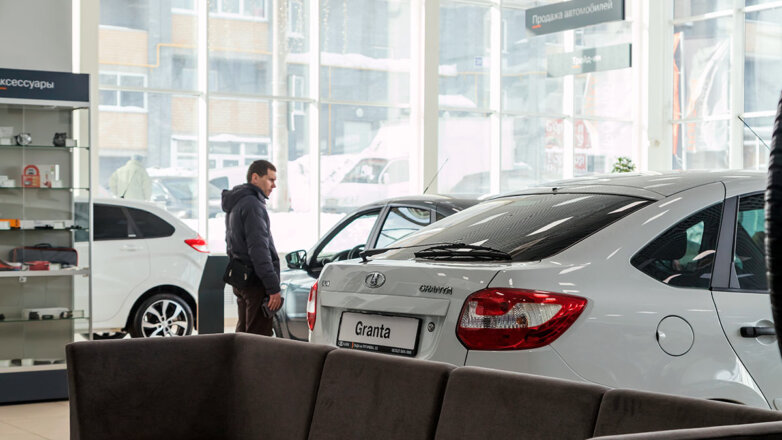 АвтоВАЗ в ноябре нарастил продажи на 13,5%