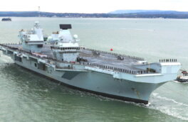 The Times: новый британский авианосец чаще находился на ремонте, чем в море