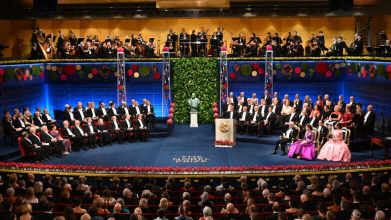 В Стокгольме вручили награды 11 лауреатам Нобелевской премии за 2022 год