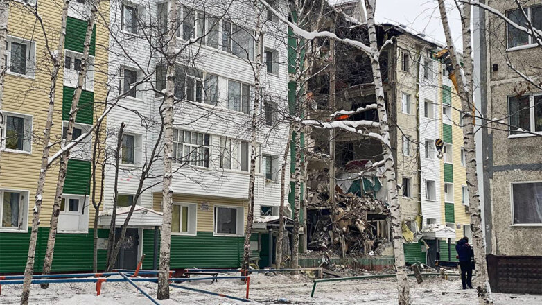 Число погибших при взрыве газа в Нижневартовске выросло до 10 человек