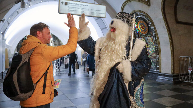 Проезд в общественном транспорте Москвы в новогоднюю ночь станет бесплатным