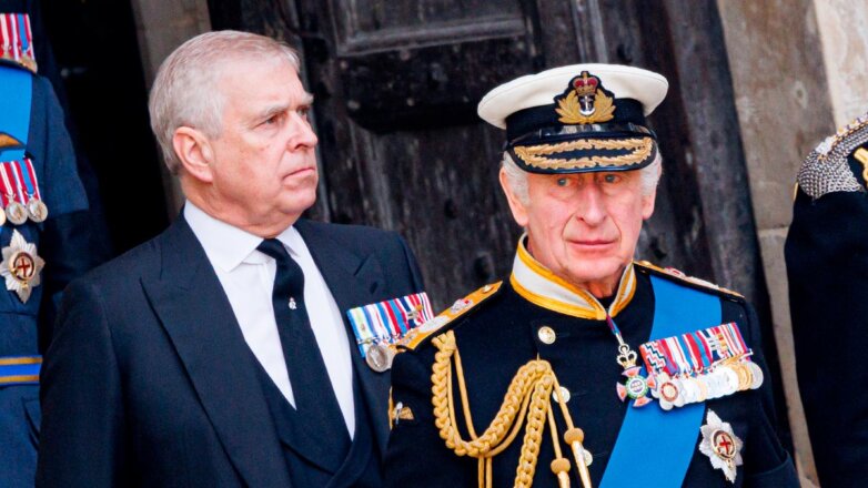 The Sun: Карл III выгнал принца Эндрю из Букингемского дворца