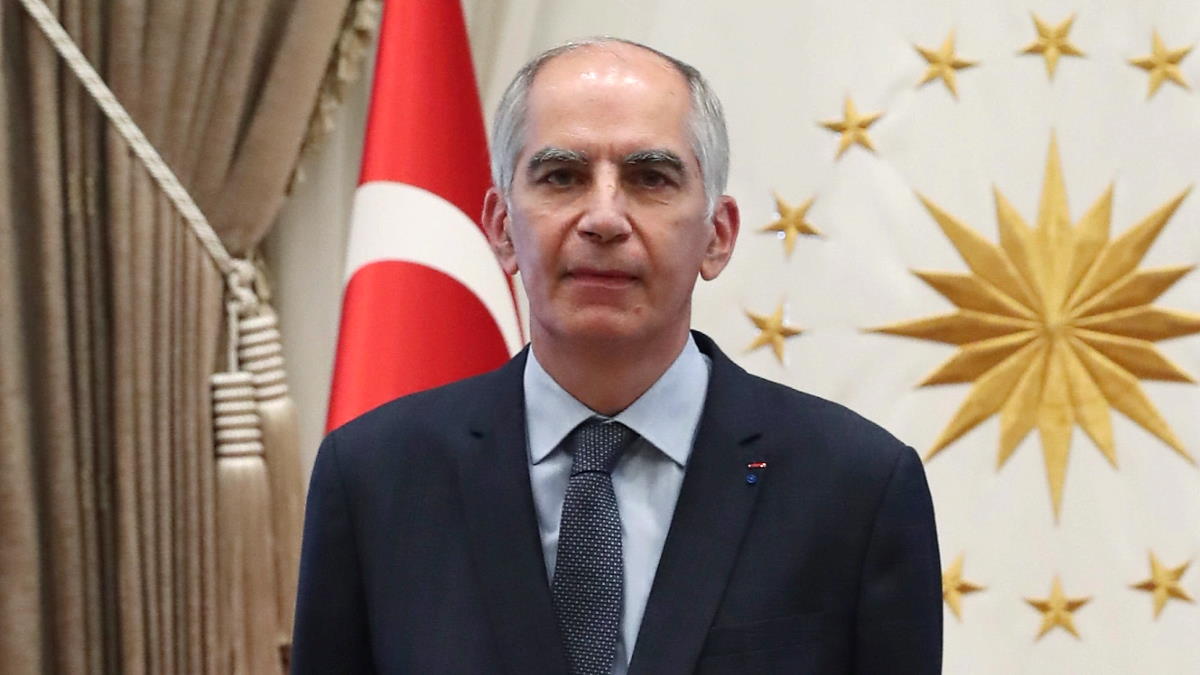 СМИ: посла Франции в Анкаре вызвали в МИД Турции из-за заявлений в поддержку РПК