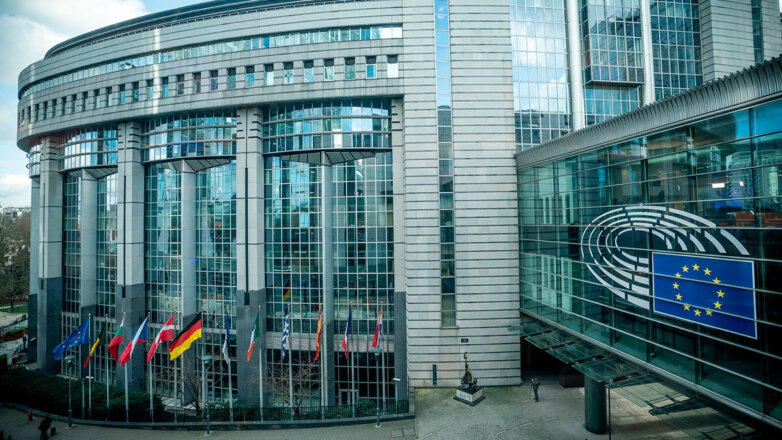 Politico: службы безопасности Европарламента опечатали в Страсбурге 10 офисов