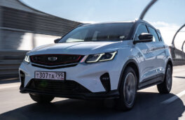 Кроссовер Geely Coolray получил новую, "умную" комплектацию в России