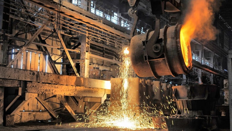 Мантуров заявил о цели нарастить прокат черных металлов в РФ на 33% до 2030 года