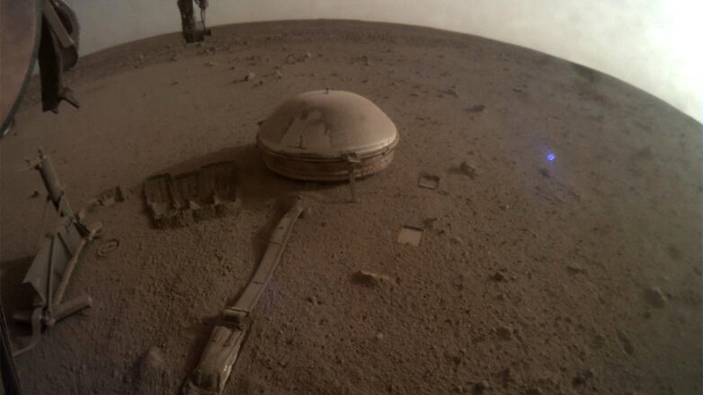 Опубликовано фото с Марса, которое может стать последним для посадочного модуля InSight