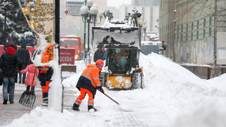 Высота снежного покрова в Москве превышает климатическую норму