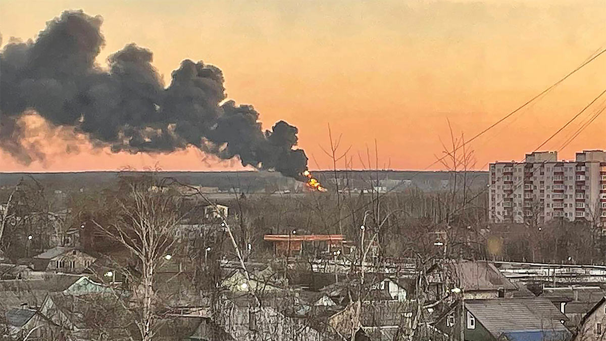 Пожар в районе аэродрома в Курске