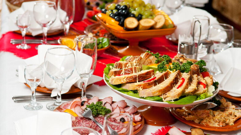 Эндокринолог дала 6 советов для снижения калорийности новогоднего ужина